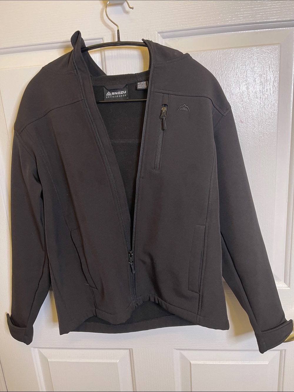 Snozu Men’s Black Lightweight Softshell Jacket
